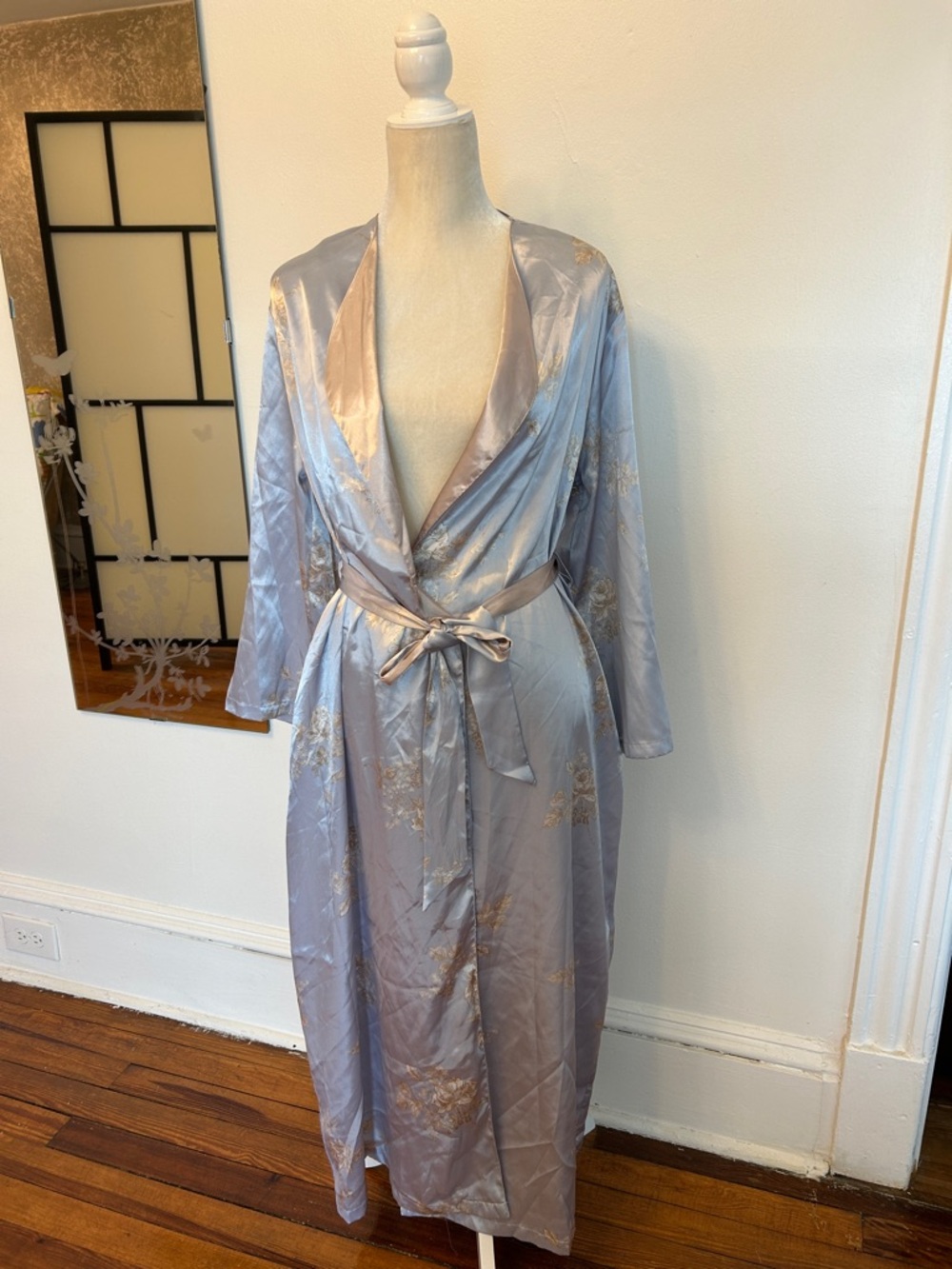 Jones New York Light Blue Satin Robe with Champagne Floral Accents